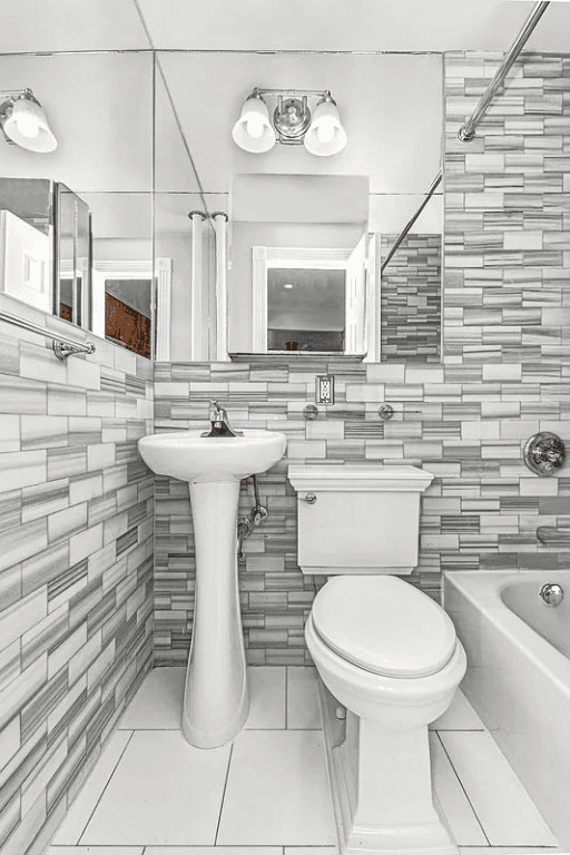 380 E 10TH ST., #02B