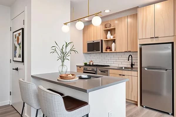 1856 Park Avenue, 5N