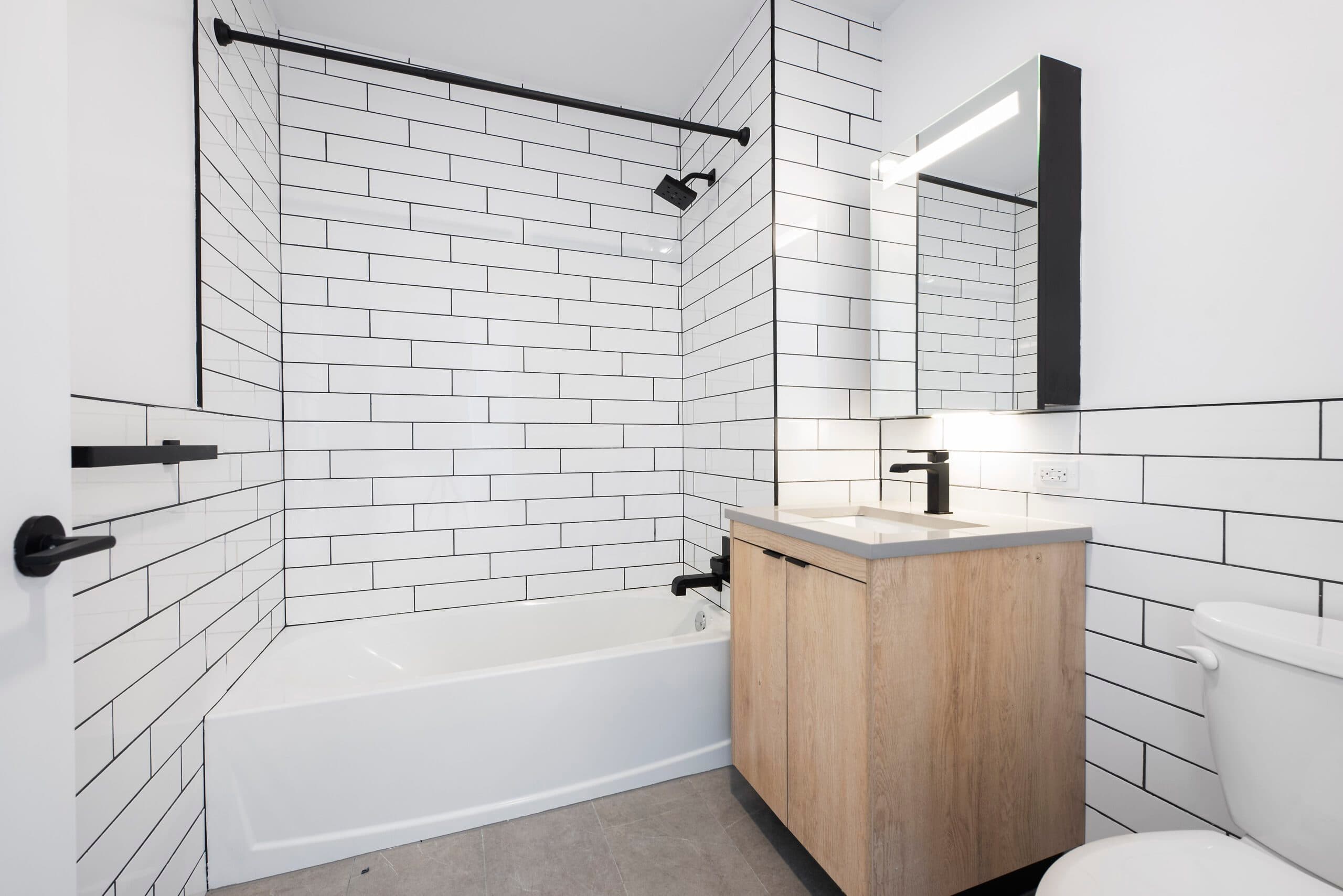 1856 Park Avenue, 5N