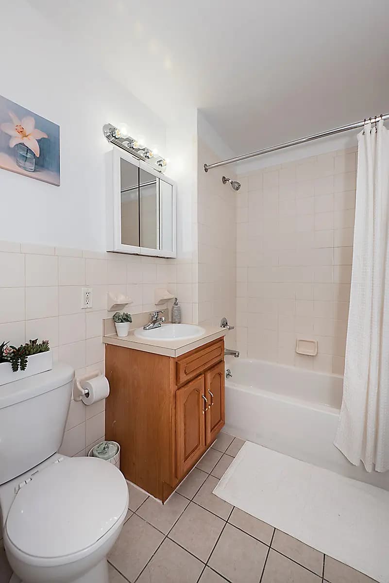 2216 Frederick Douglass Blvd, 5B