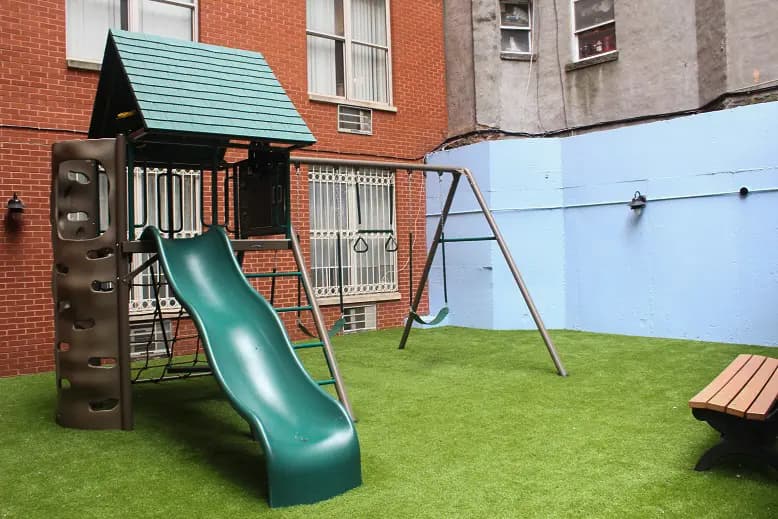 191 St. Nicholas Avenue, 1/F