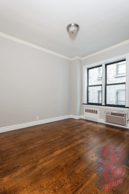 290 W 12TH ST., #3A