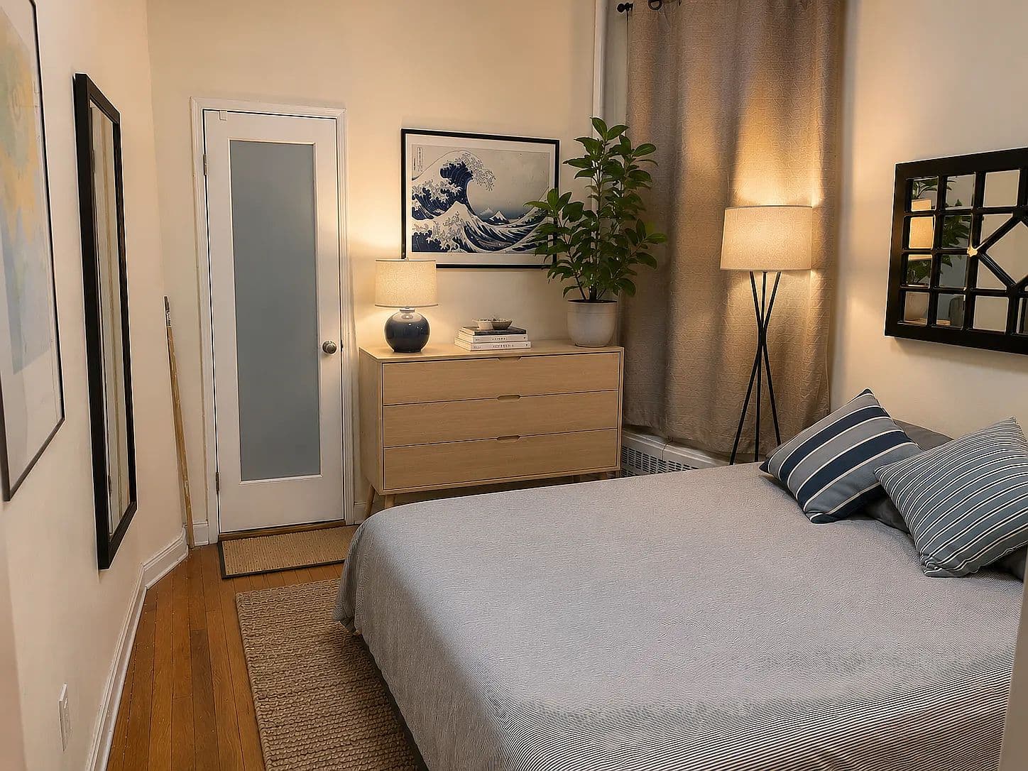 Upper East Side One-Bedroom Apartment with Private Garden and Renovated Kitchen