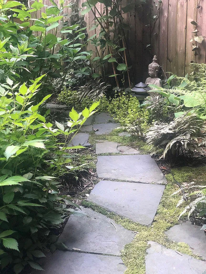 Upper East Side One-Bedroom Apartment with Private Garden and Renovated Kitchen