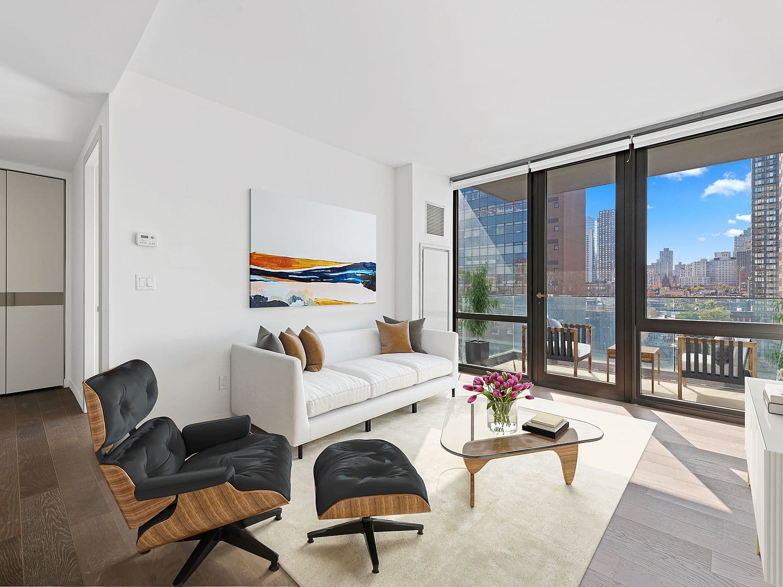 Yorkville One-Bedroom Condo with Balcony, Rooftop Deck, and Designer Finishes