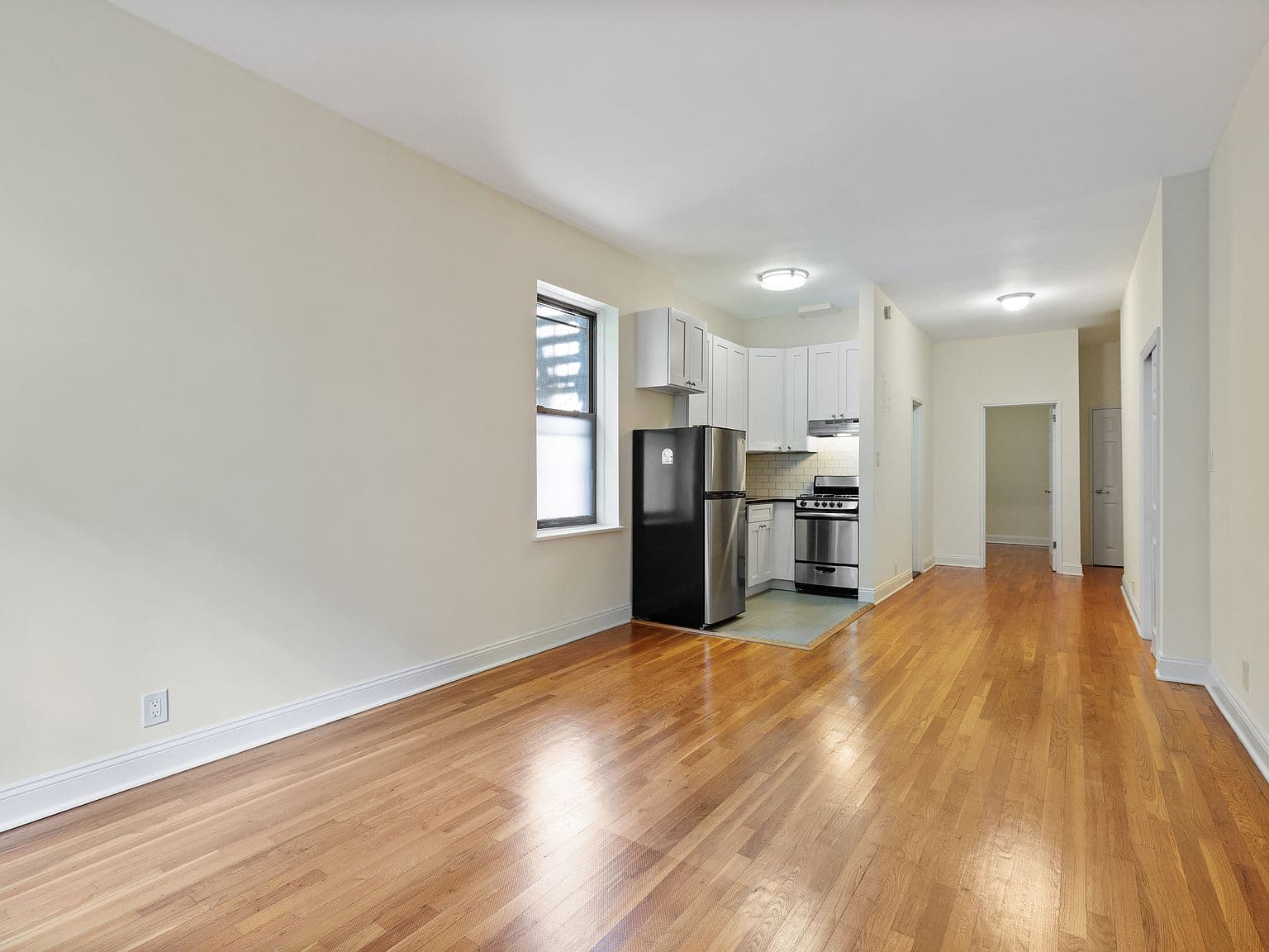 Renovated One-Bedroom Upper East Side Apartment with Elevator and Dishwasher
