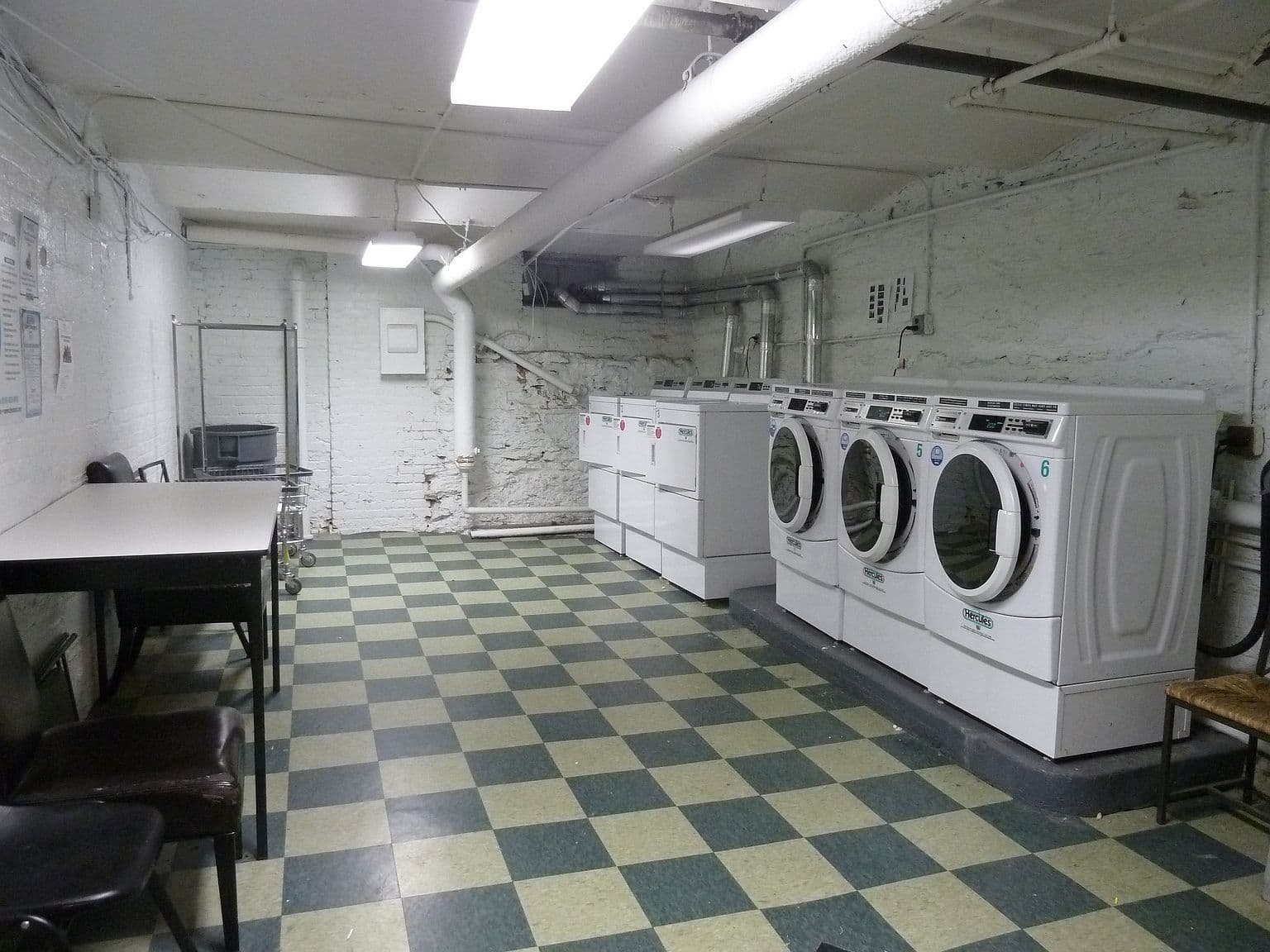 Renovated One-Bedroom Upper East Side Apartment with Elevator and Dishwasher