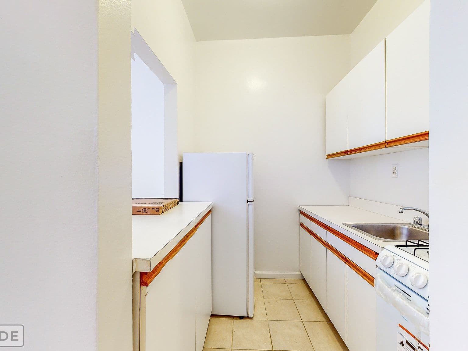 Bright Upper East Side Studio with Natural Light and Convenient Amenities