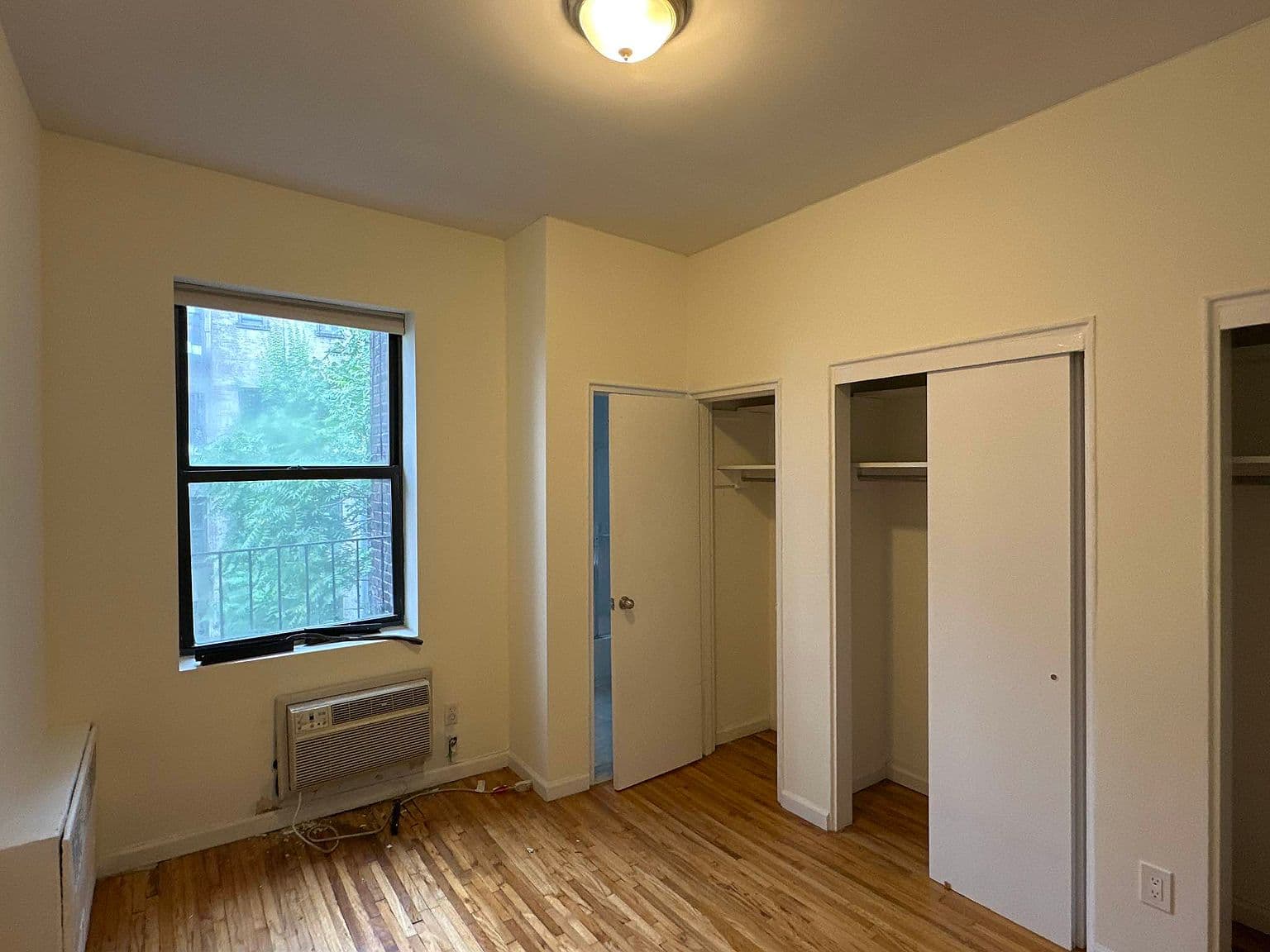 Upper East Side One-Bedroom Apartment with Windowed Kitchen and Hardwood Floors