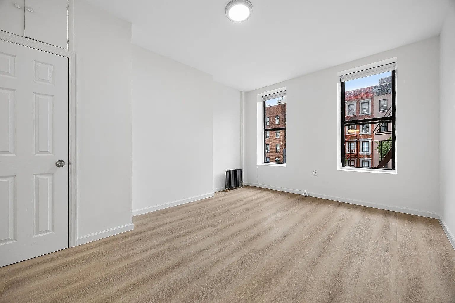 Renovated 637-Square-Foot Manhattan Studio with In-Unit Laundry