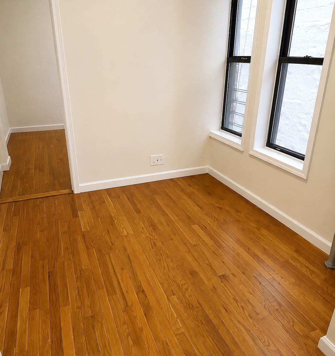 Renovated One-Bedroom Apartment with Stainless Steel Appliances in Manhattan’s Upper East Side