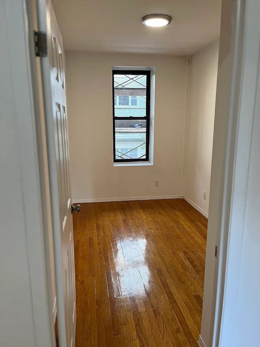 Renovated Two-Bedroom Apartment Near Q/4/5/6 Subways