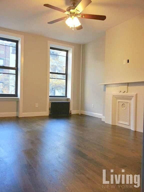 Renovated 2-Bedroom Upper East Side Apartment with In-Unit Laundry