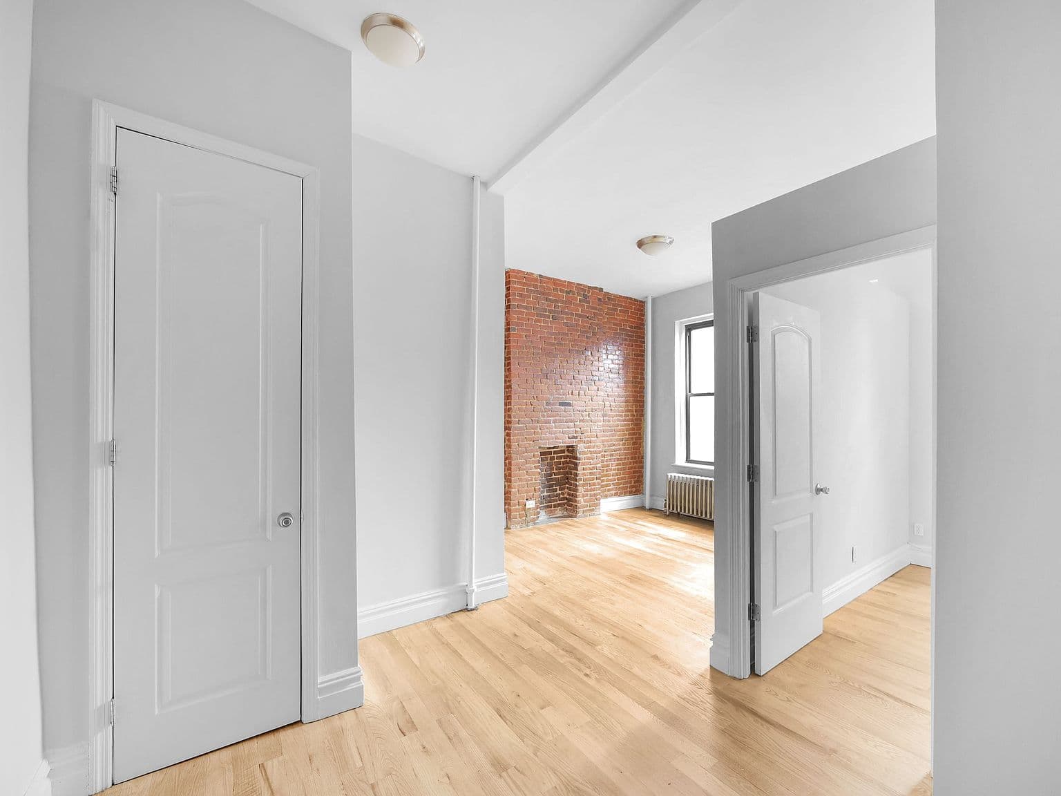 430 Sq. Ft. One-Bedroom Apartment with Separate Kitchen in Manhattan’s Upper East Side