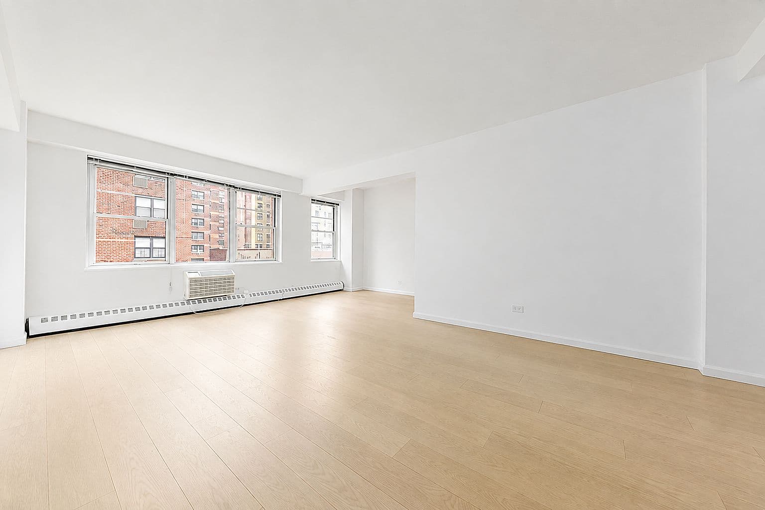 704-Square-Foot Studio Apartment with Modern Finishes in Manhattan’s Upper East Side