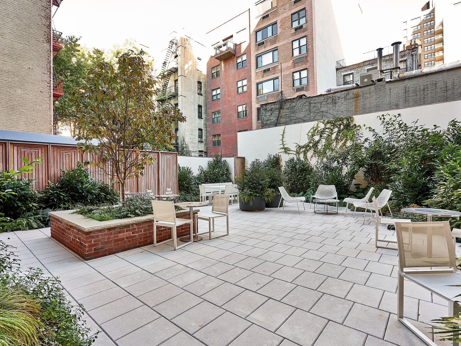 704-Square-Foot Studio Apartment with Modern Finishes in Manhattan’s Upper East Side