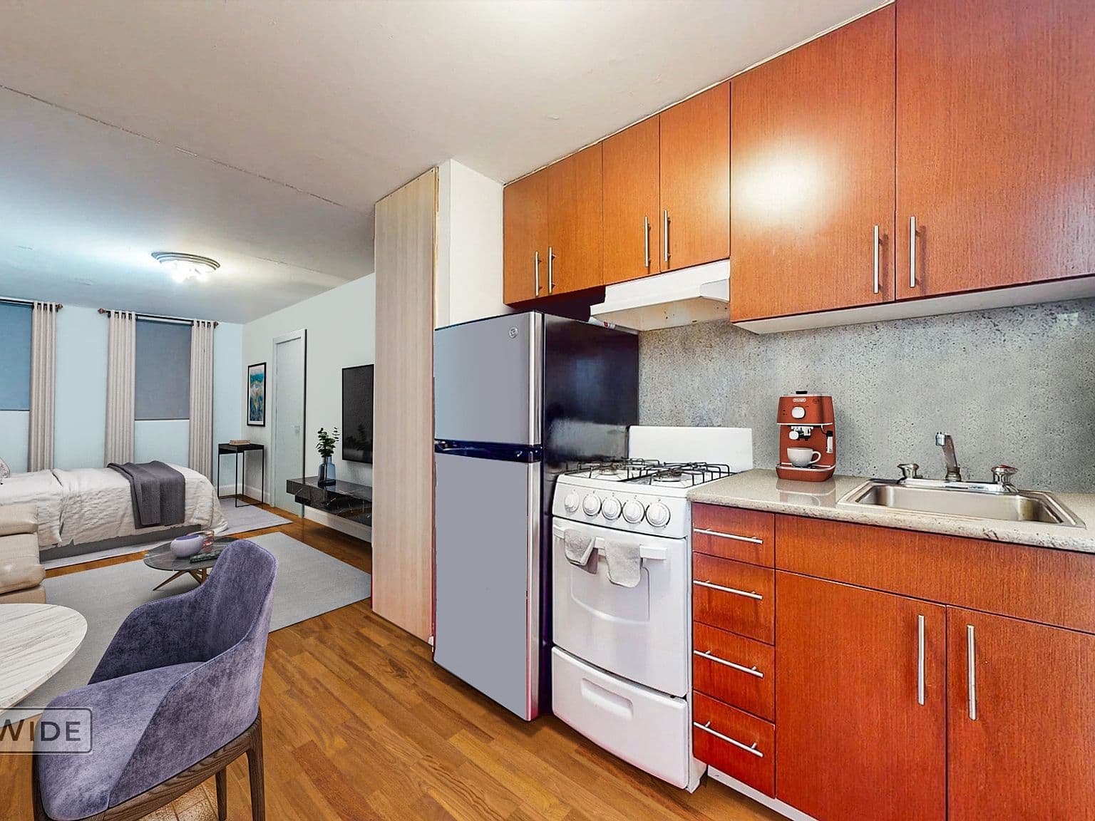 Spacious Upper East Side Studio with Separate Kitchen and Building Laundry