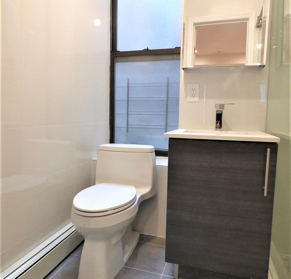 Renovated 1-Bedroom Apartment in Manhattan’s Upper East Side