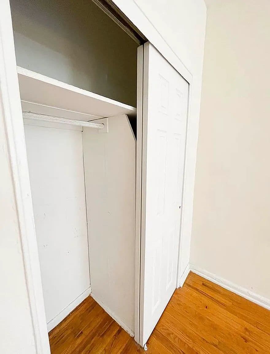 Newly Renovated Jumbo Studio Apartment in Manhattan’s Upper East Side