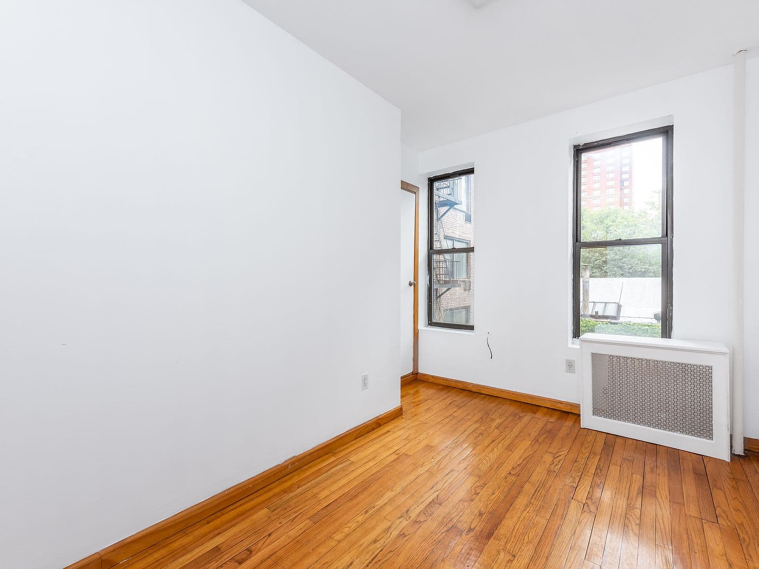 Pet-Friendly Two-Bedroom Upper East Side Apartment with Included Heat and Hot Water