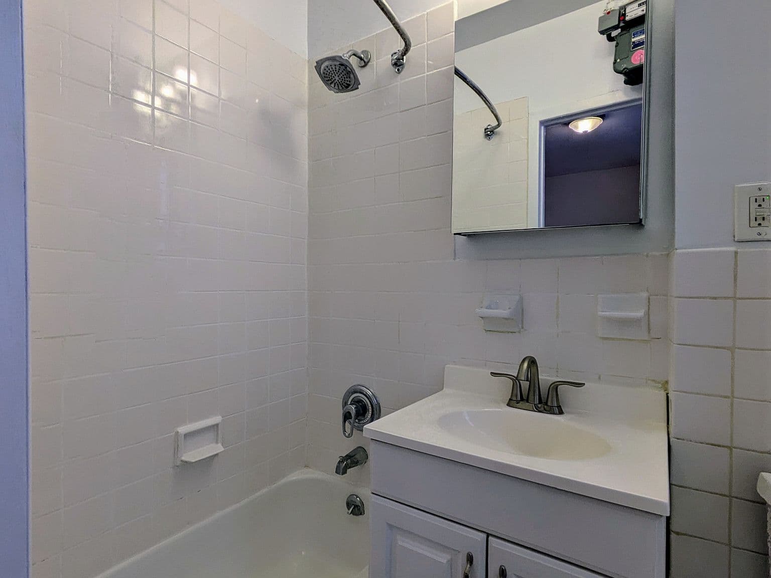 Bright Two-Bedroom Upper East Side Apartment with Hardwood Floors