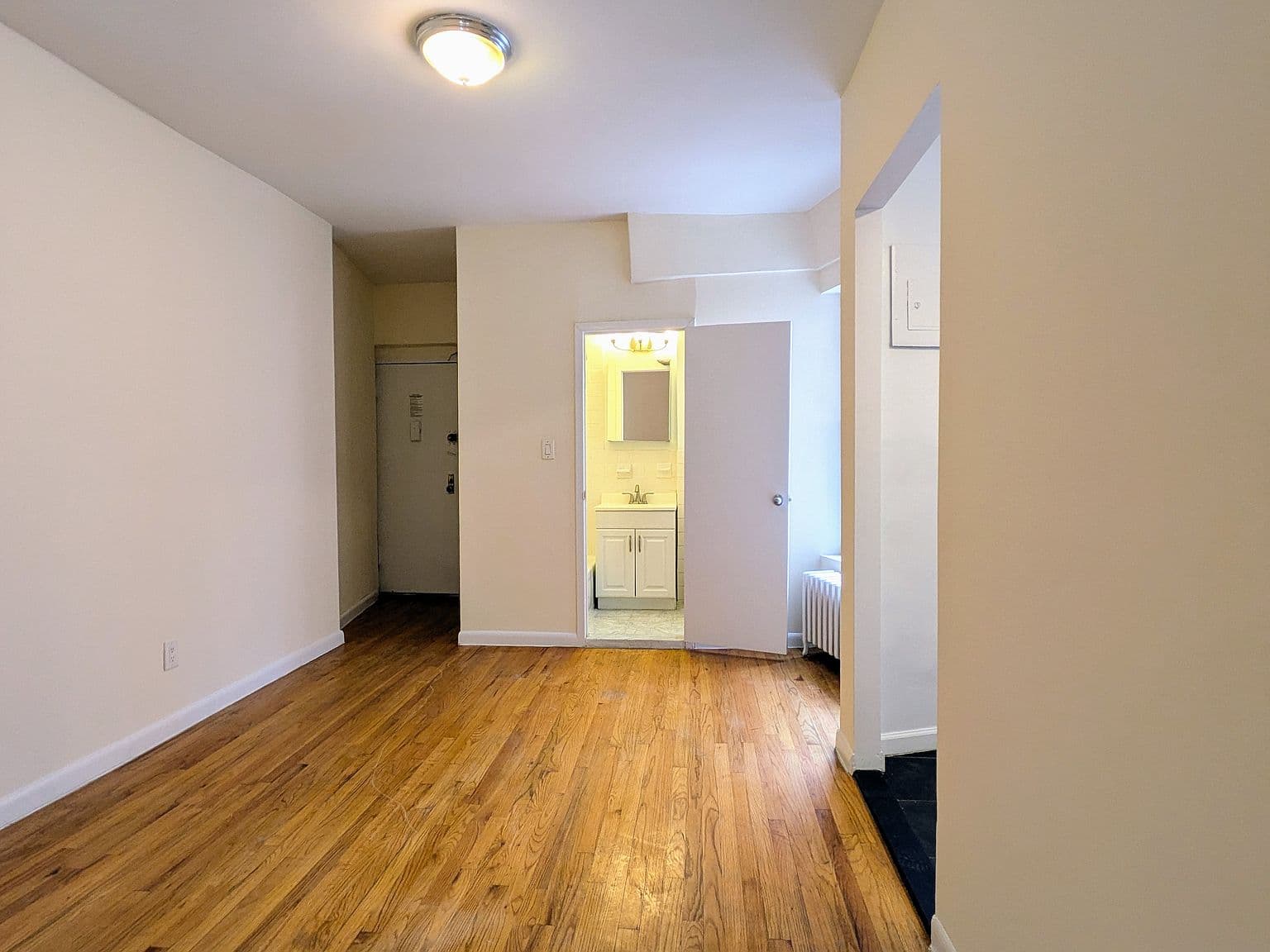 Bright Two-Bedroom Upper East Side Apartment with Hardwood Floors