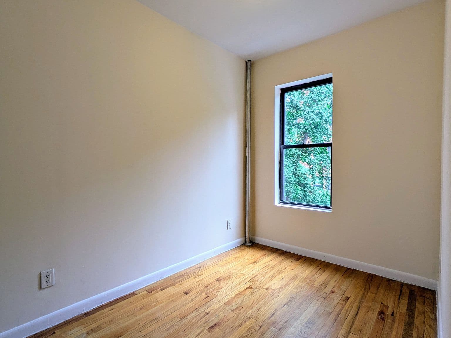 Bright Two-Bedroom Upper East Side Apartment with Hardwood Floors