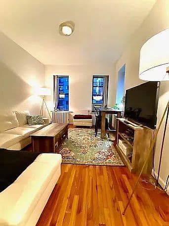 Sunny 1-Bedroom Upper East Side Apartment with In-Building Laundry